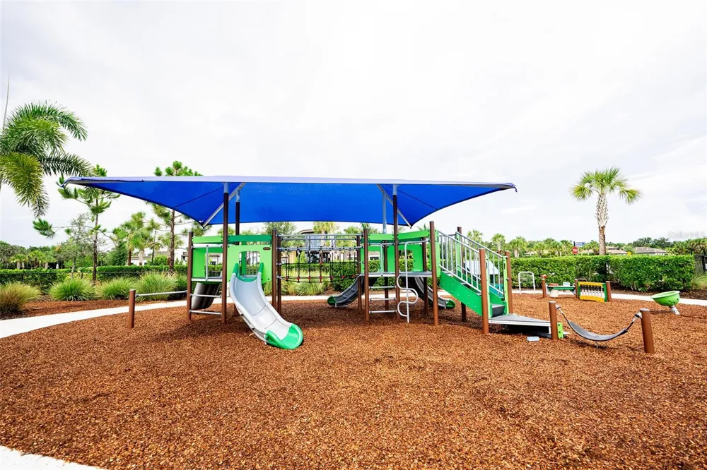 9121 RADIANT CIRCLE Sarasota, FL 34241
