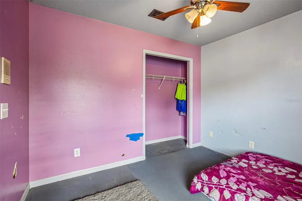 2302 TOWERING OAKS CIRCLE Seffner, FL 33584