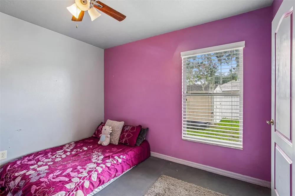 2302 TOWERING OAKS CIRCLE Seffner, FL 33584