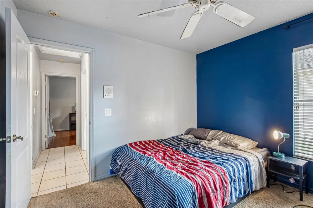 2302 TOWERING OAKS CIRCLE Seffner, FL 33584