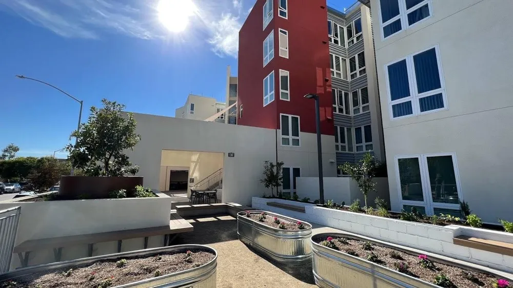 4340 44th Street San Diego, CA 92115