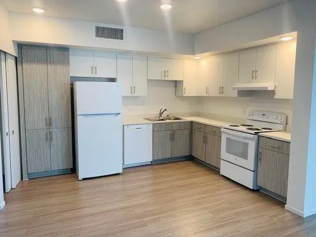 4340 44th Street San Diego, CA 92115