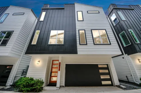 2014 Blodgett Street