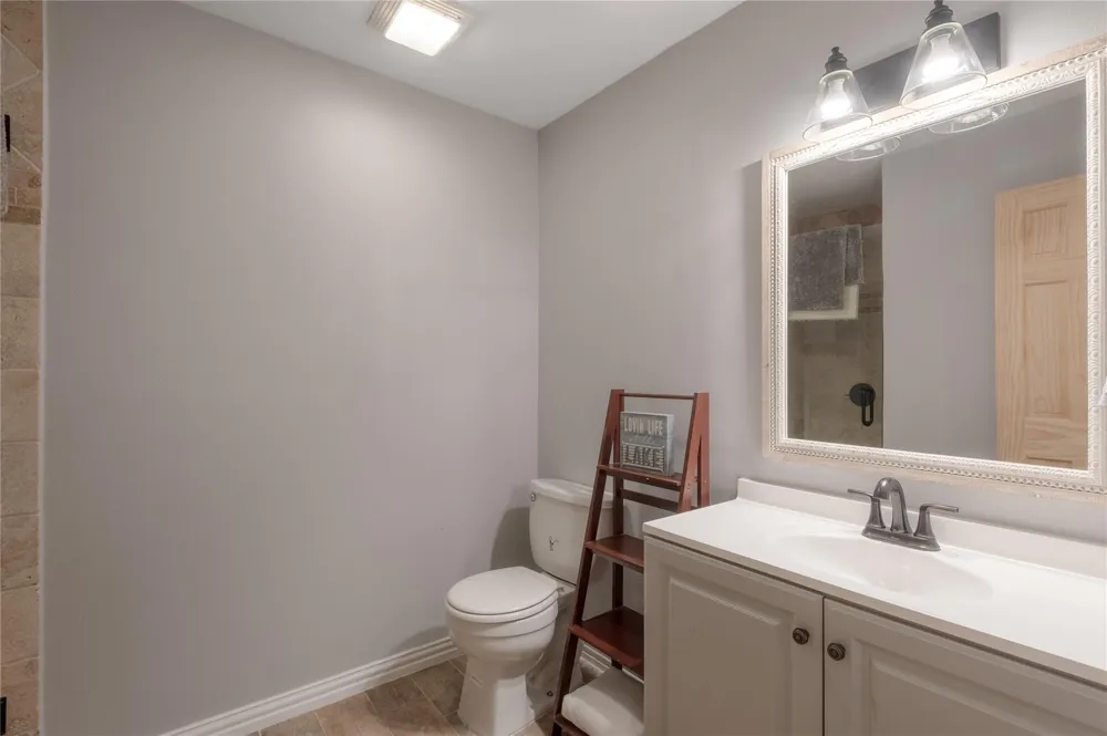 172 Lake Drive Trinity, TX 75862
