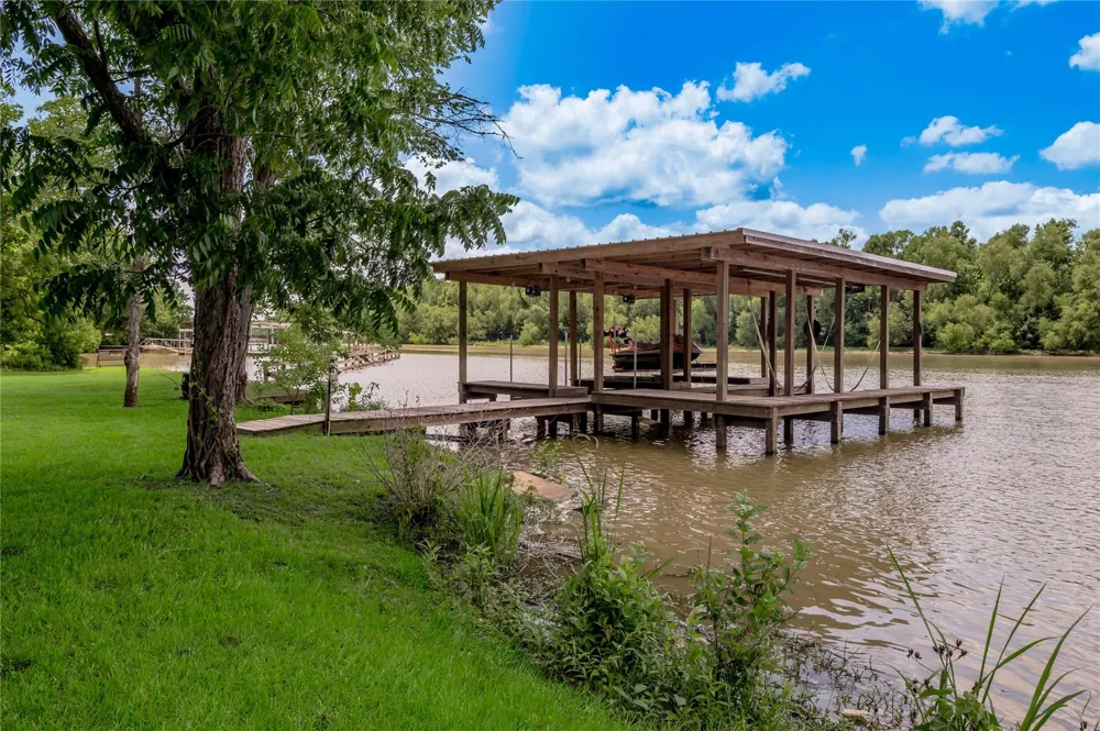 172 Lake Drive Trinity, TX 75862
