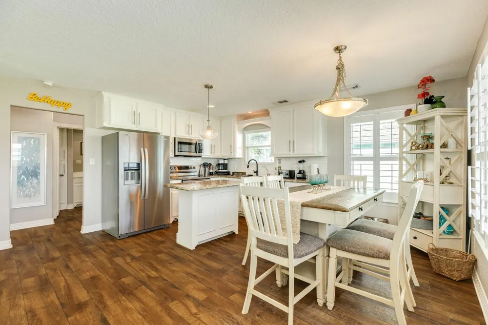 207 Sandpebble Place Surfside Beach, TX 77541