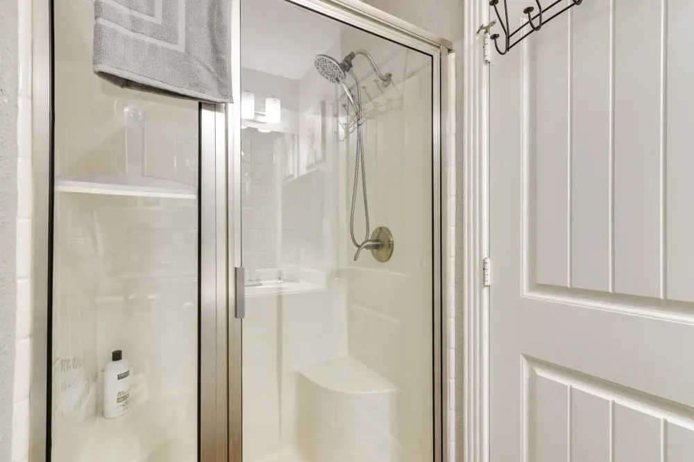 207 Sandpebble Place Surfside Beach, TX 77541