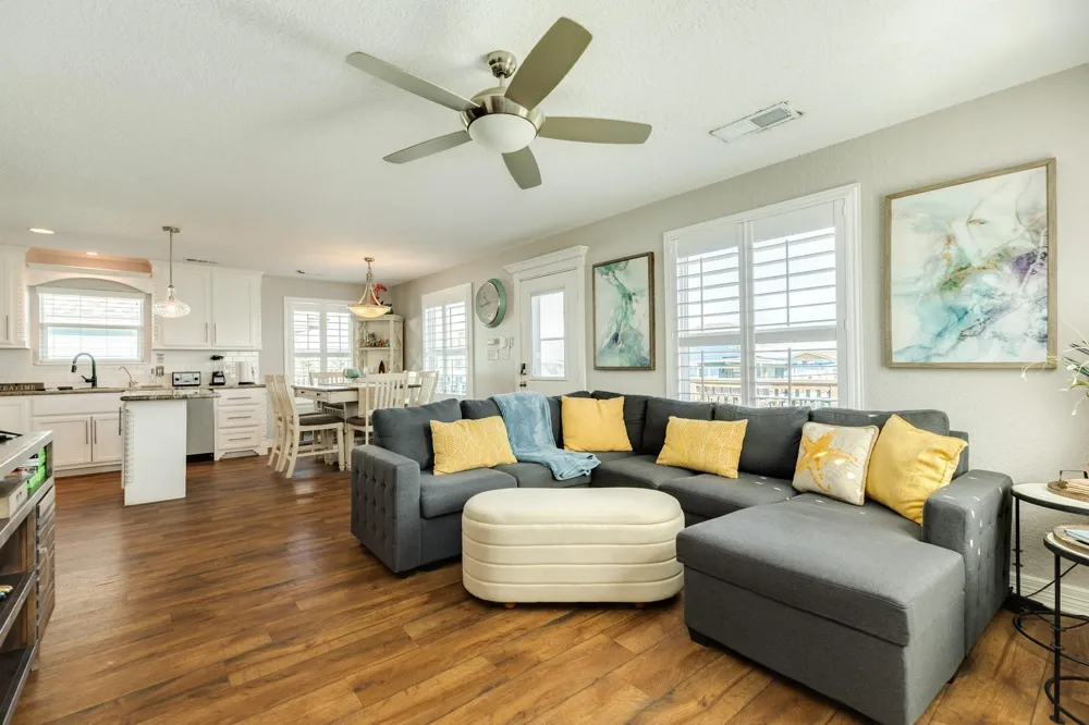 207 Sandpebble Place Surfside Beach, TX 77541
