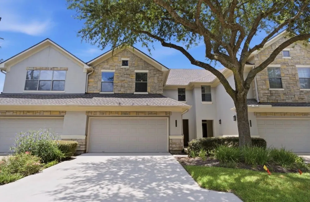 4342 Lake Walk Court #G Missouri City, TX 77459