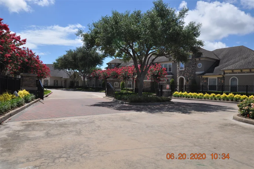 4342 Lake Walk Court #G Missouri City, TX 77459