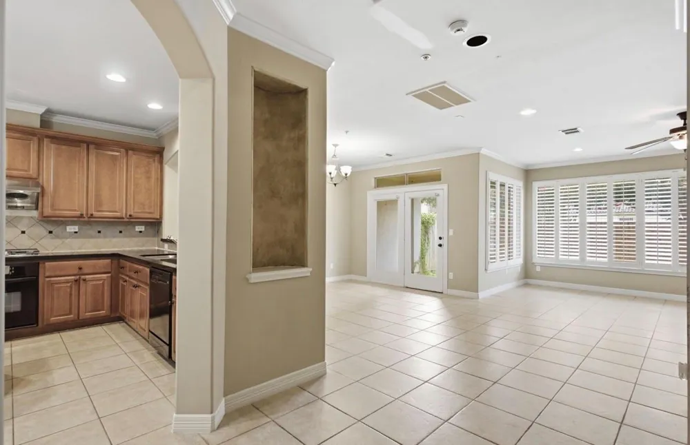 4342 Lake Walk Court #G Missouri City, TX 77459