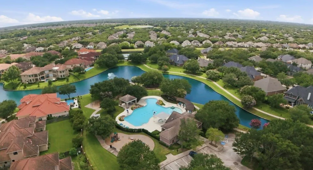 4342 Lake Walk Court #G Missouri City, TX 77459