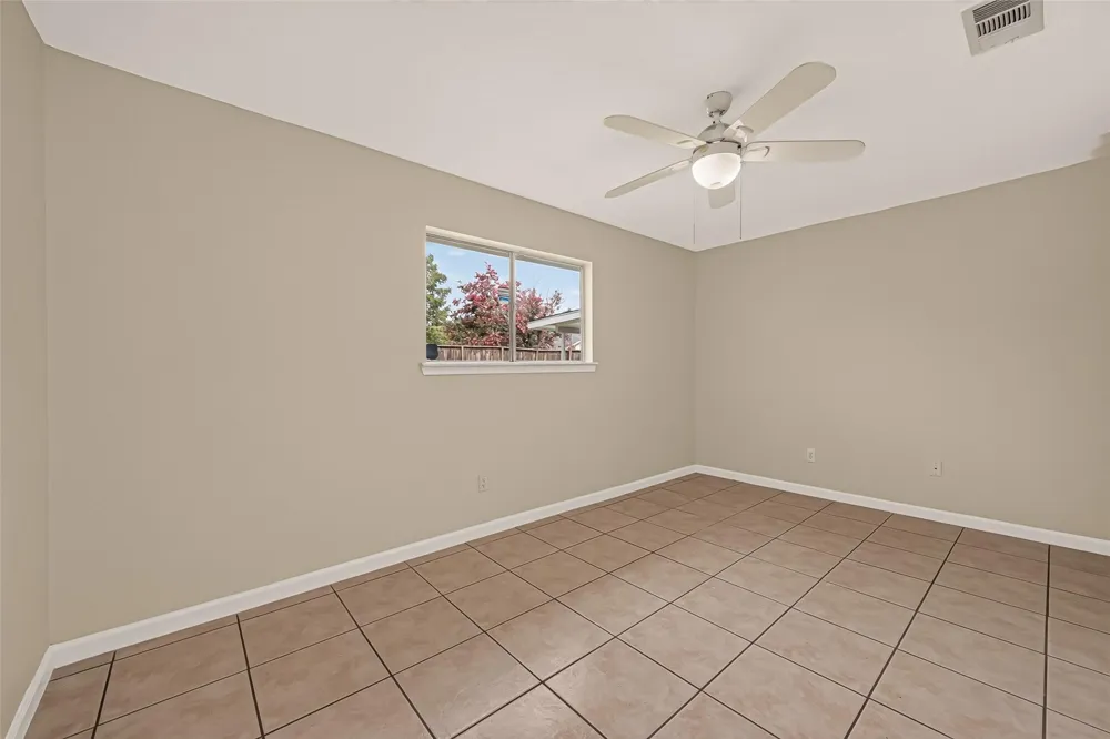 1423 Willersley Lane Channelview, TX 77530