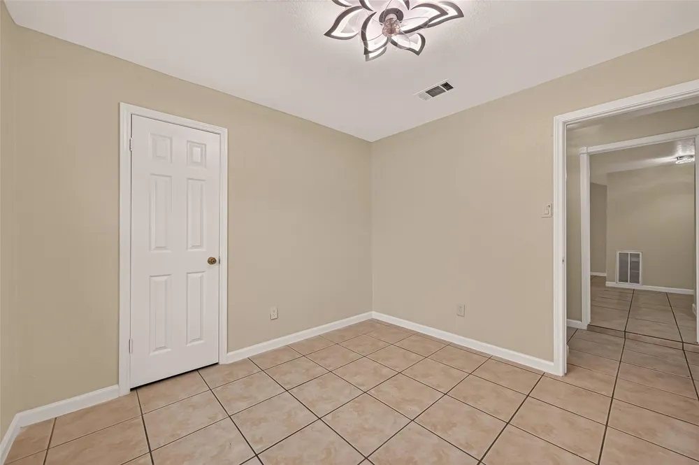 1423 Willersley Lane Channelview, TX 77530
