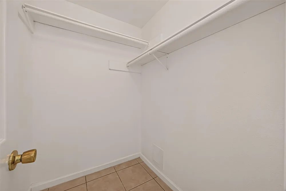 1423 Willersley Lane Channelview, TX 77530