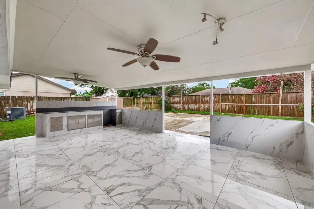 1423 Willersley Lane Channelview, TX 77530