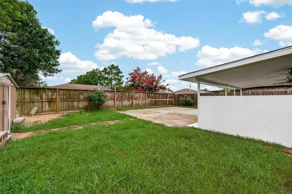 1423 Willersley Lane Channelview, TX 77530