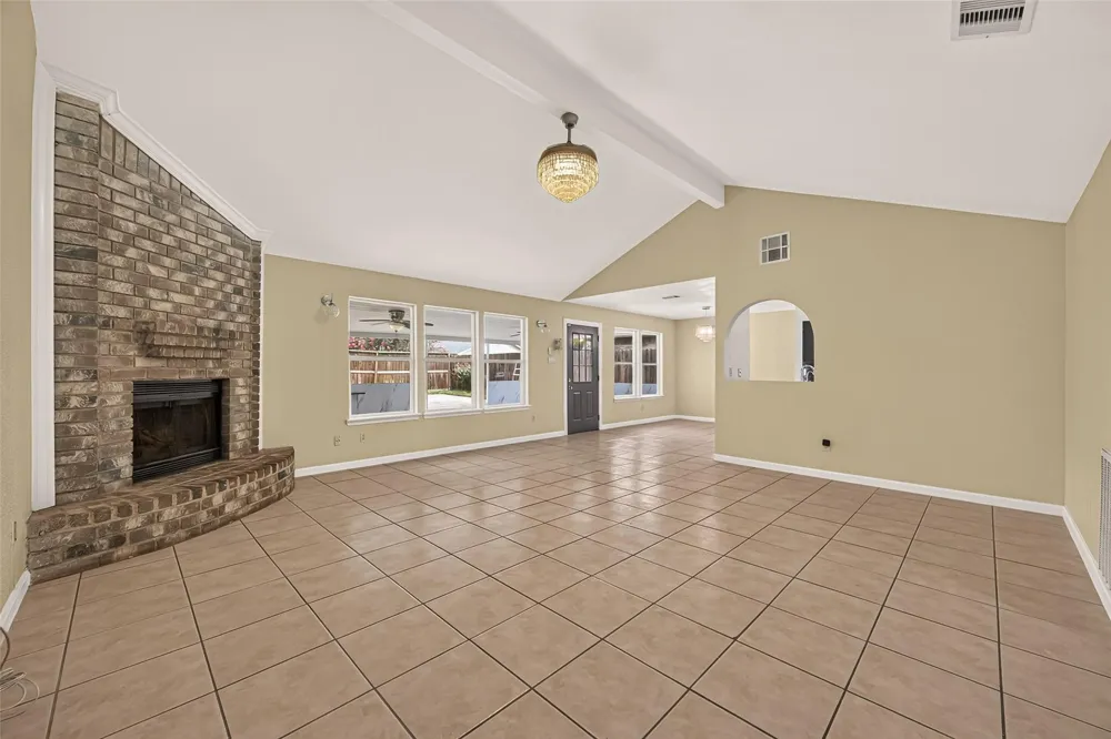 1423 Willersley Lane Channelview, TX 77530