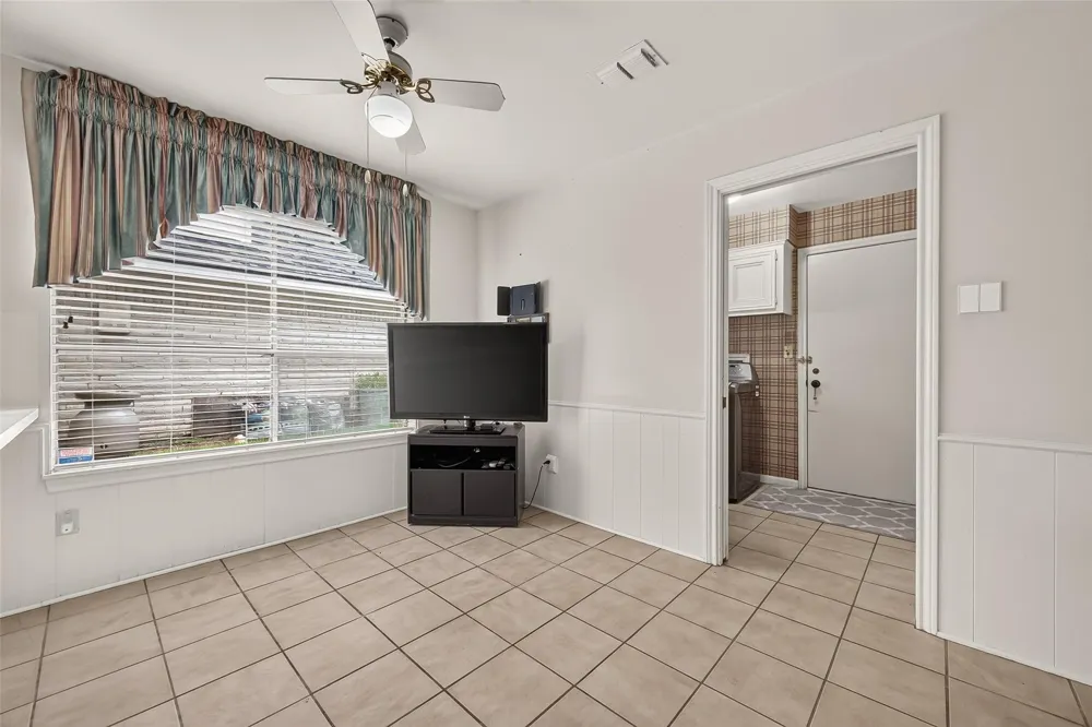 2714 Fairway Drive Sugar Land, TX 77478