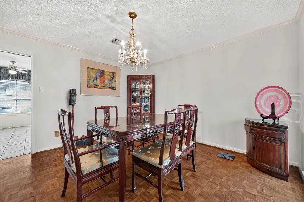2714 Fairway Drive Sugar Land, TX 77478