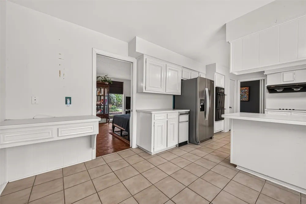 2714 Fairway Drive Sugar Land, TX 77478