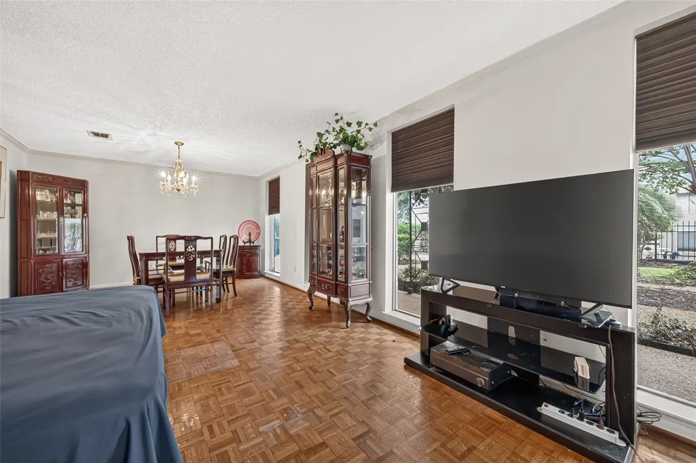 2714 Fairway Drive Sugar Land, TX 77478