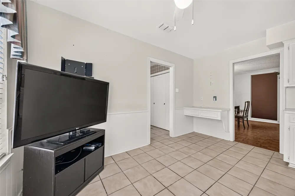 2714 Fairway Drive Sugar Land, TX 77478