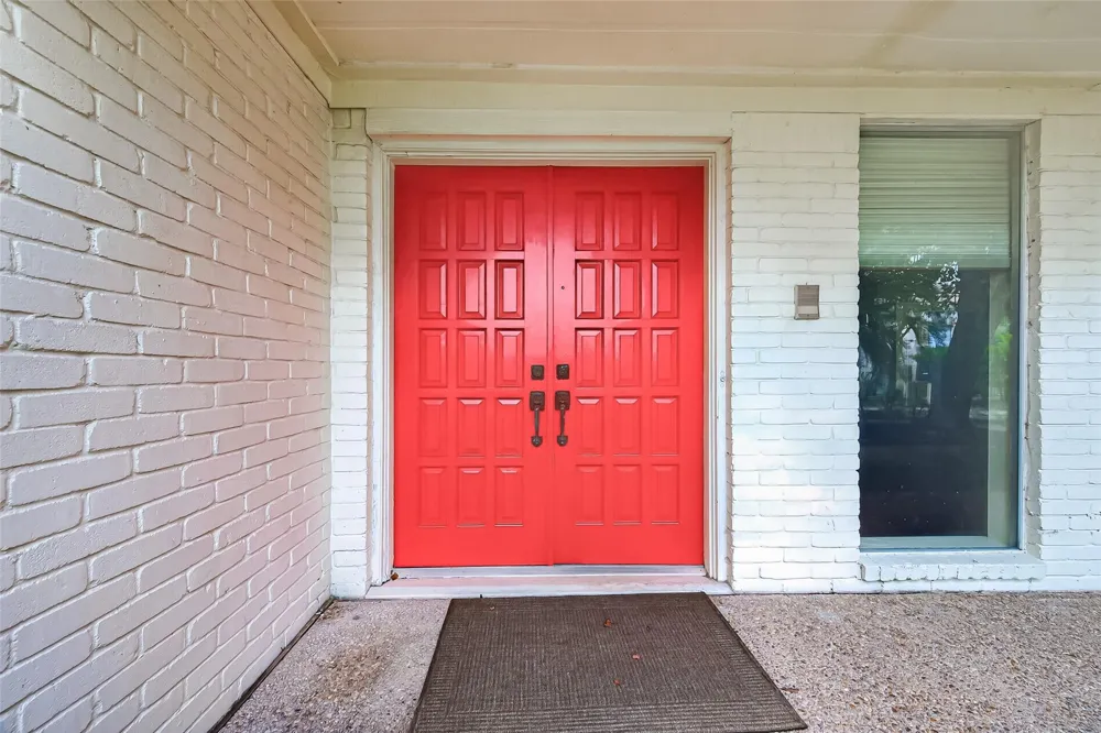2714 Fairway Drive Sugar Land, TX 77478