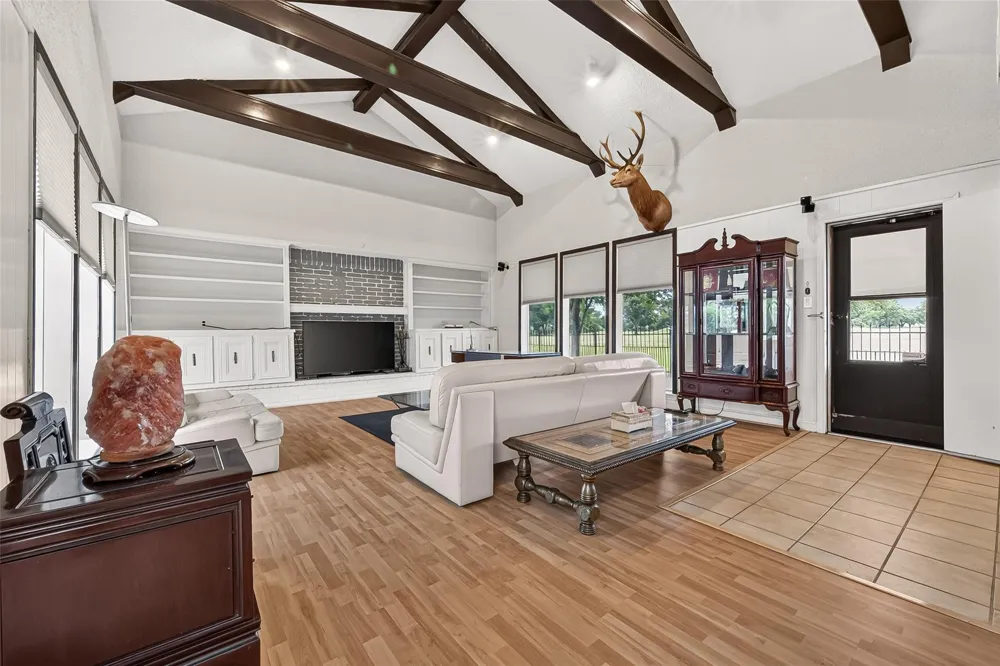 2714 Fairway Drive Sugar Land, TX 77478