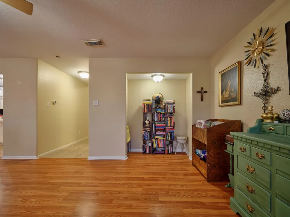 1817 Veranda Drive West Columbia, TX 77486