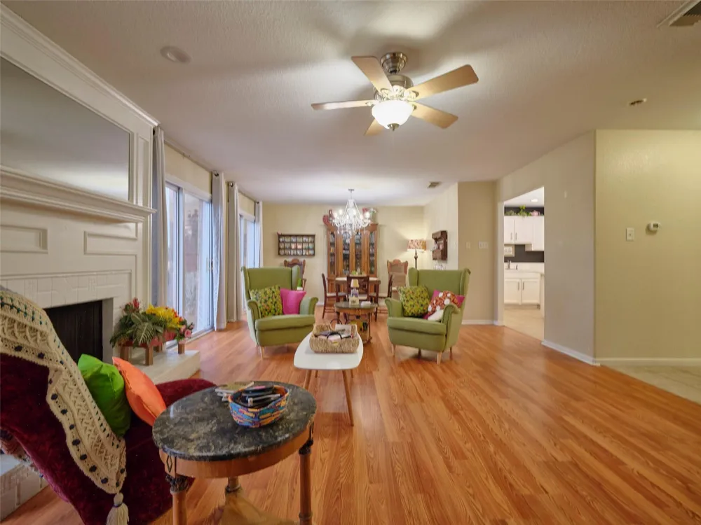 1817 Veranda Drive West Columbia, TX 77486