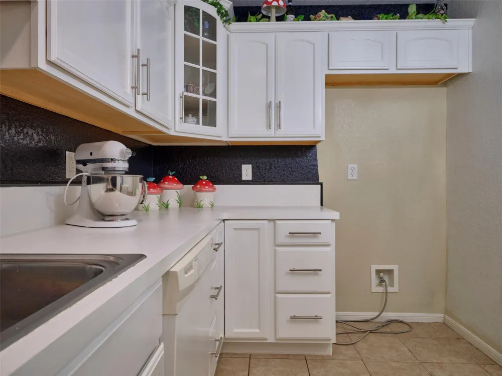 1817 Veranda Drive West Columbia, TX 77486