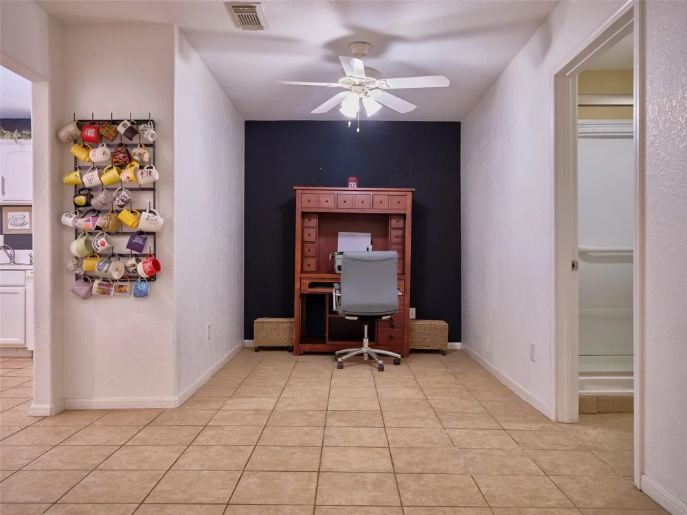 1817 Veranda Drive West Columbia, TX 77486