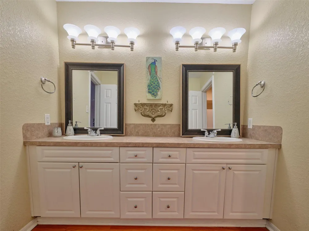 1817 Veranda Drive West Columbia, TX 77486