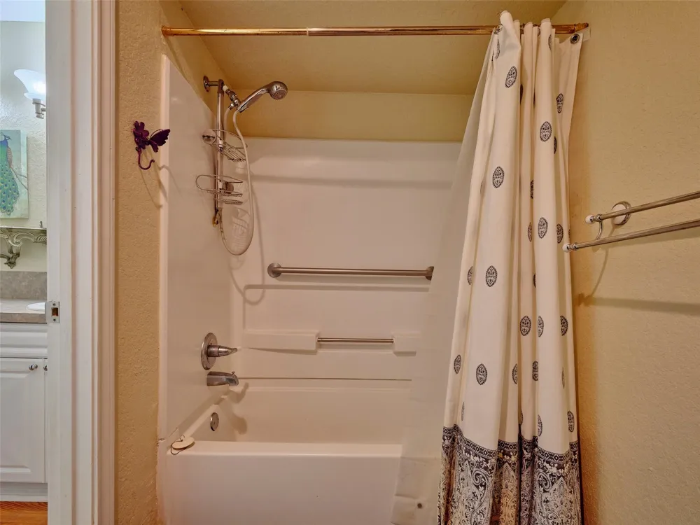 1817 Veranda Drive West Columbia, TX 77486