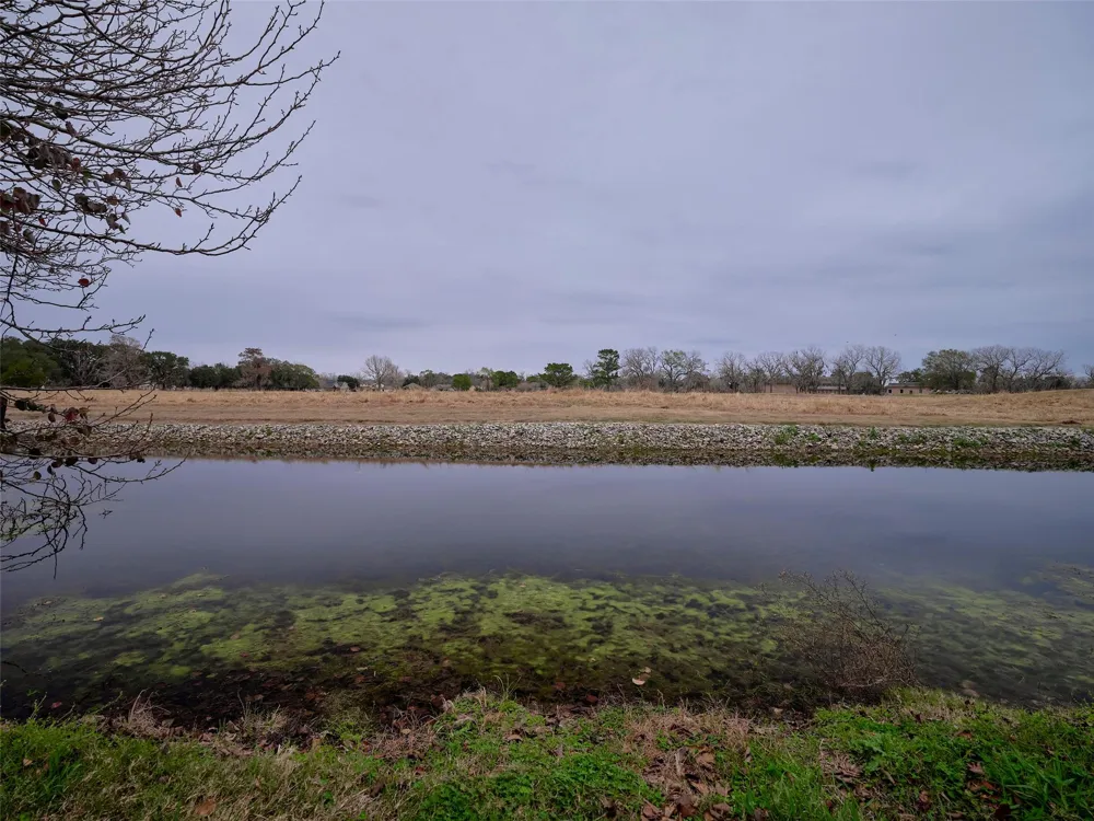 1817 Veranda Drive West Columbia, TX 77486