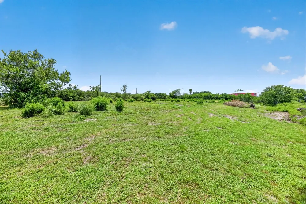 9 Speckled Trout Loop Palacios, TX 77465