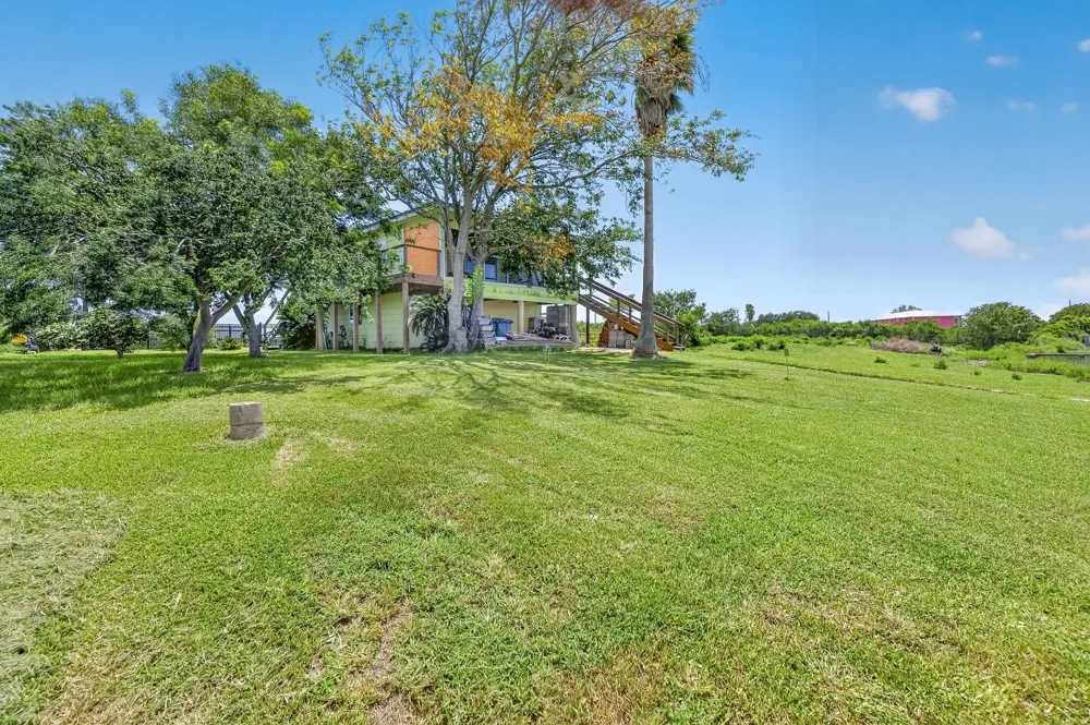 9 Speckled Trout Loop Palacios, TX 77465