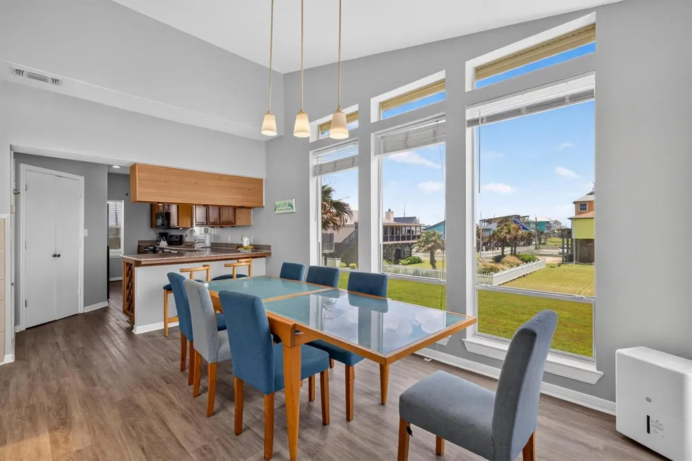 21220 Gulf Drive Galveston, TX 77554