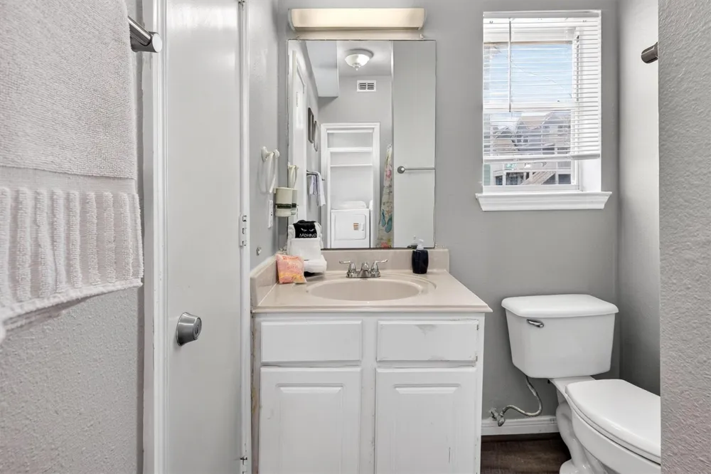 21220 Gulf Drive Galveston, TX 77554