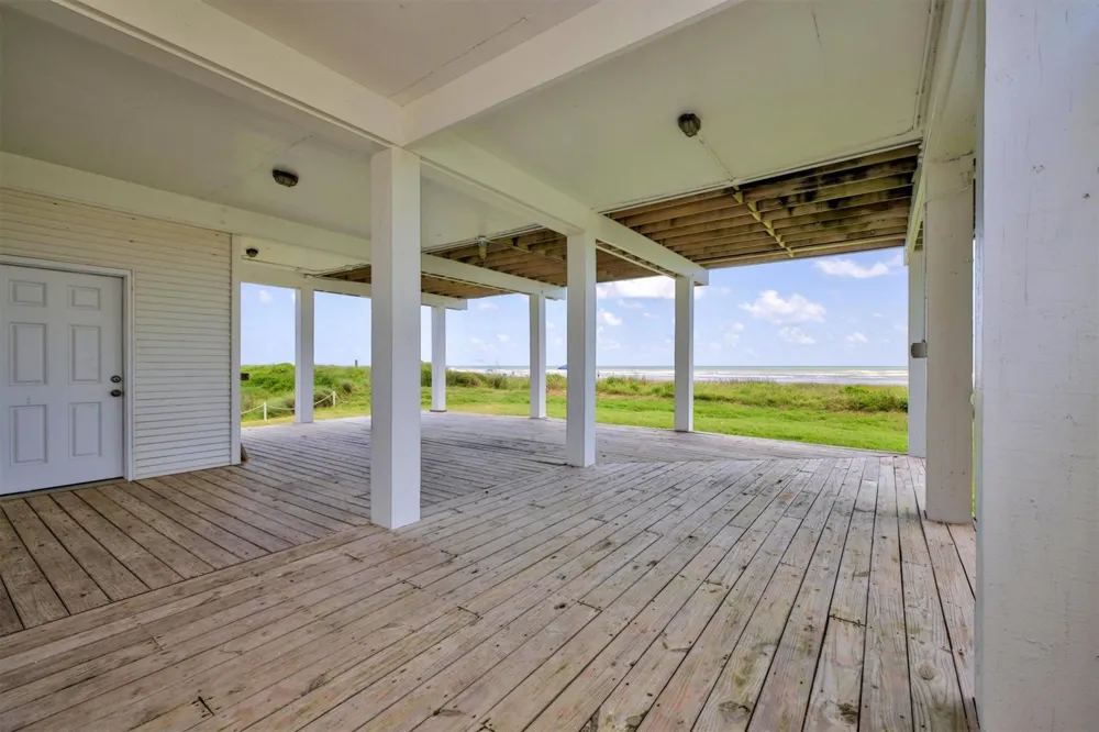 21220 Gulf Drive Galveston, TX 77554