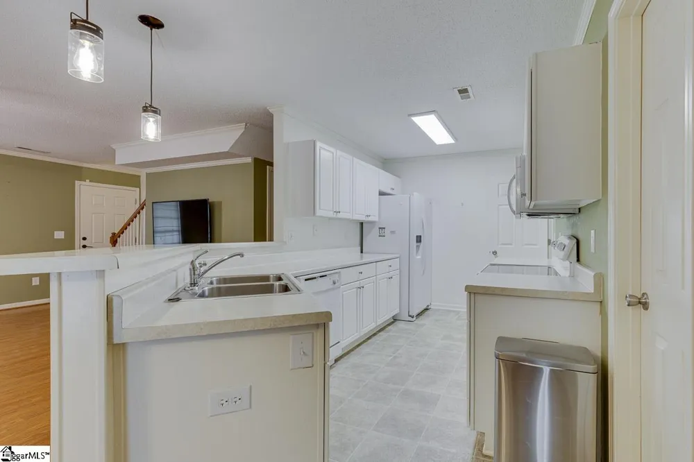 1010 Meehan Way Pendleton, SC 29670