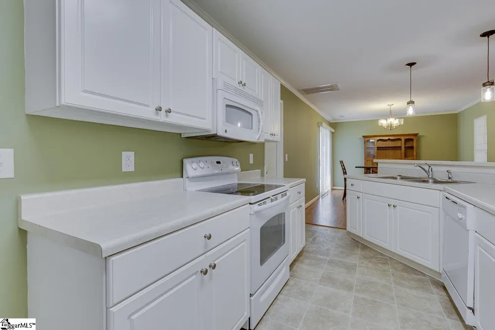 1010 Meehan Way Pendleton, SC 29670