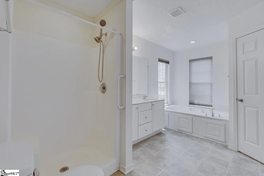 1010 Meehan Way Pendleton, SC 29670