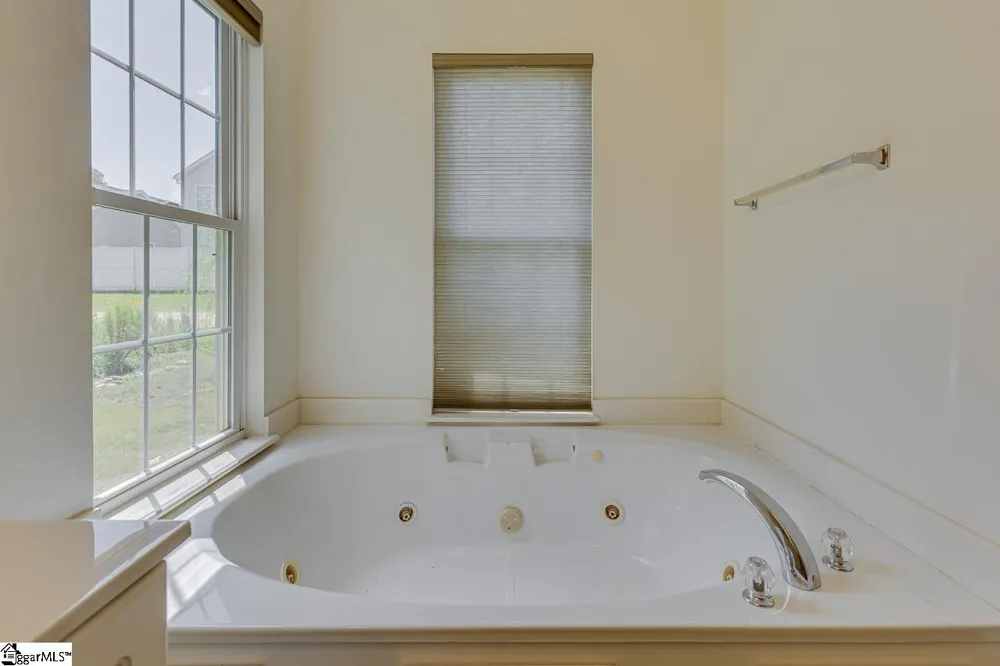 1010 Meehan Way Pendleton, SC 29670