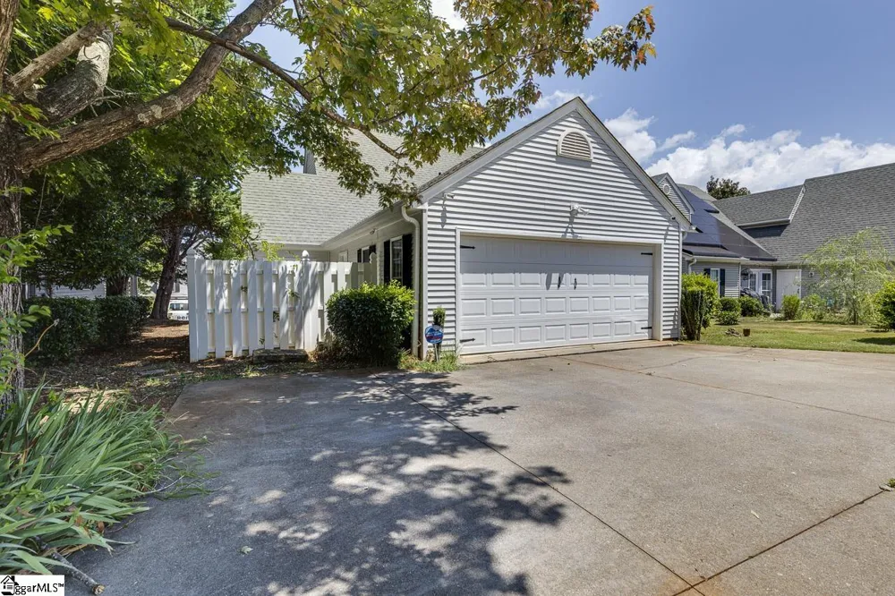 1010 Meehan Way Pendleton, SC 29670
