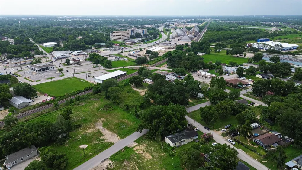 206 Clark Street Richmond, TX 77469