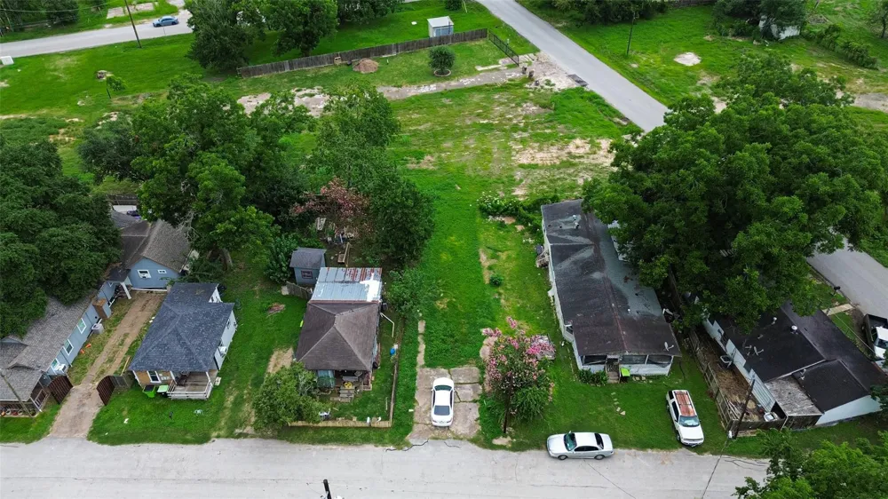 206 Clark Street Richmond, TX 77469