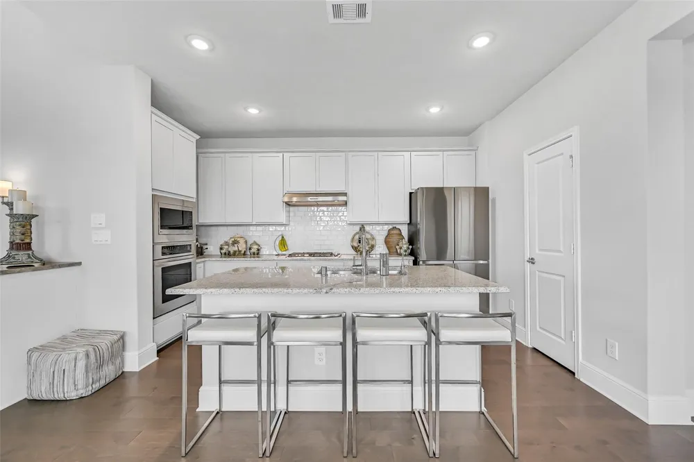 1009 Tackett Court Webster, TX 77598