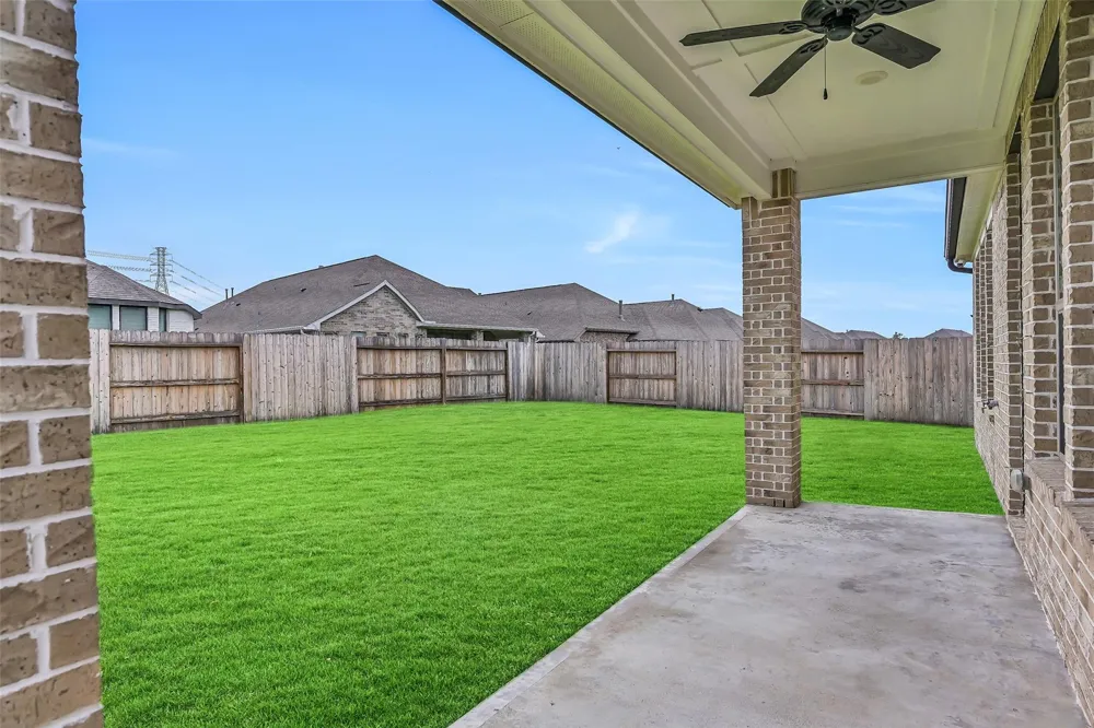 1009 Tackett Court Webster, TX 77598